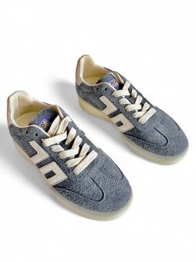 Back 70 BOSTON LS in Blue Milk